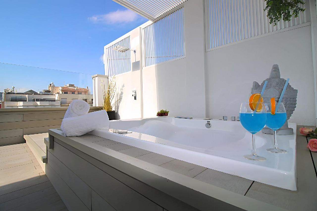 شقة برشلونة  في Incredible Penthouse With Jacuzzi In The Center, Unique In The Area المظهر الخارجي الصورة